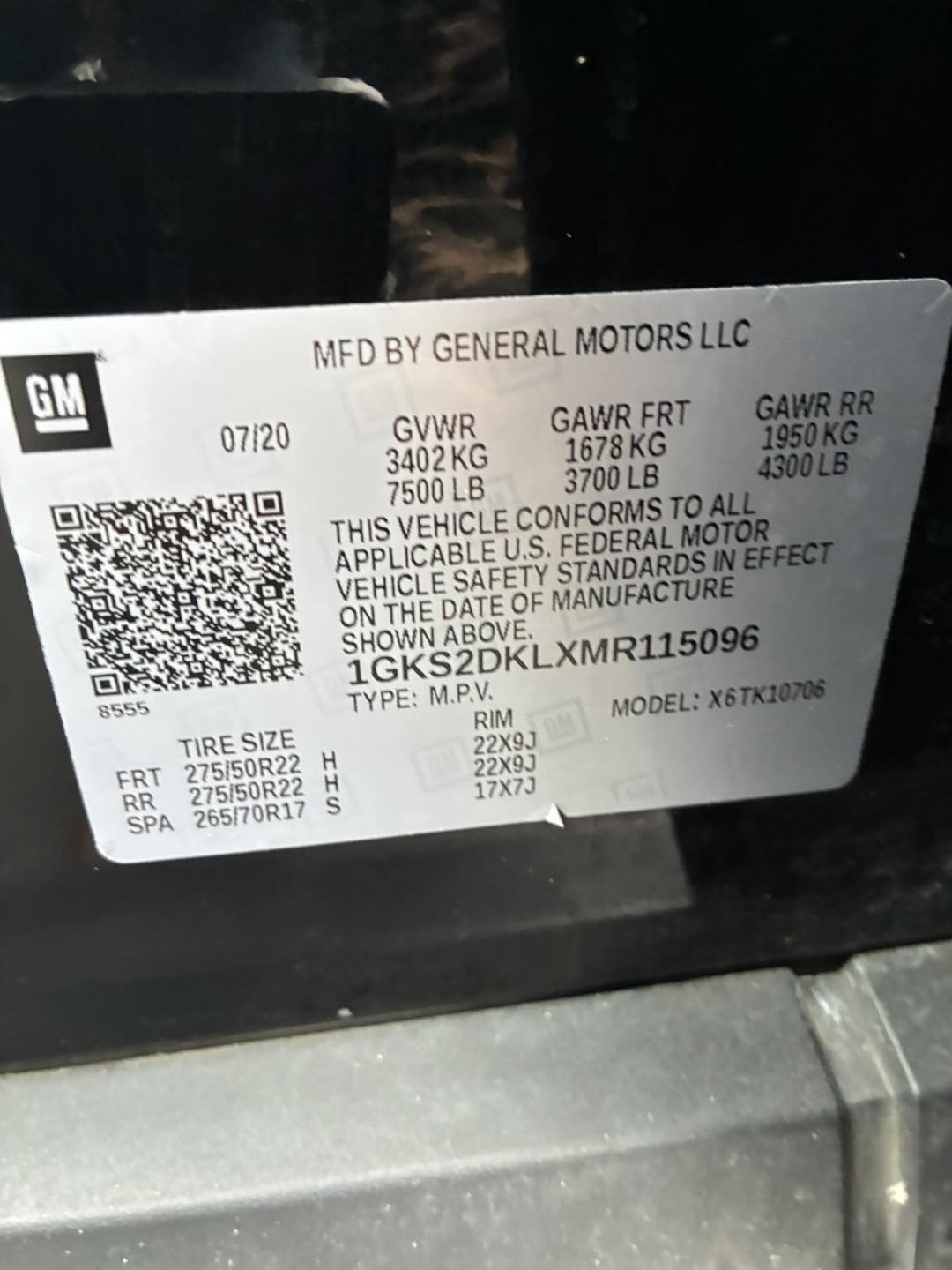 
								GMC YUKON DENALI full									