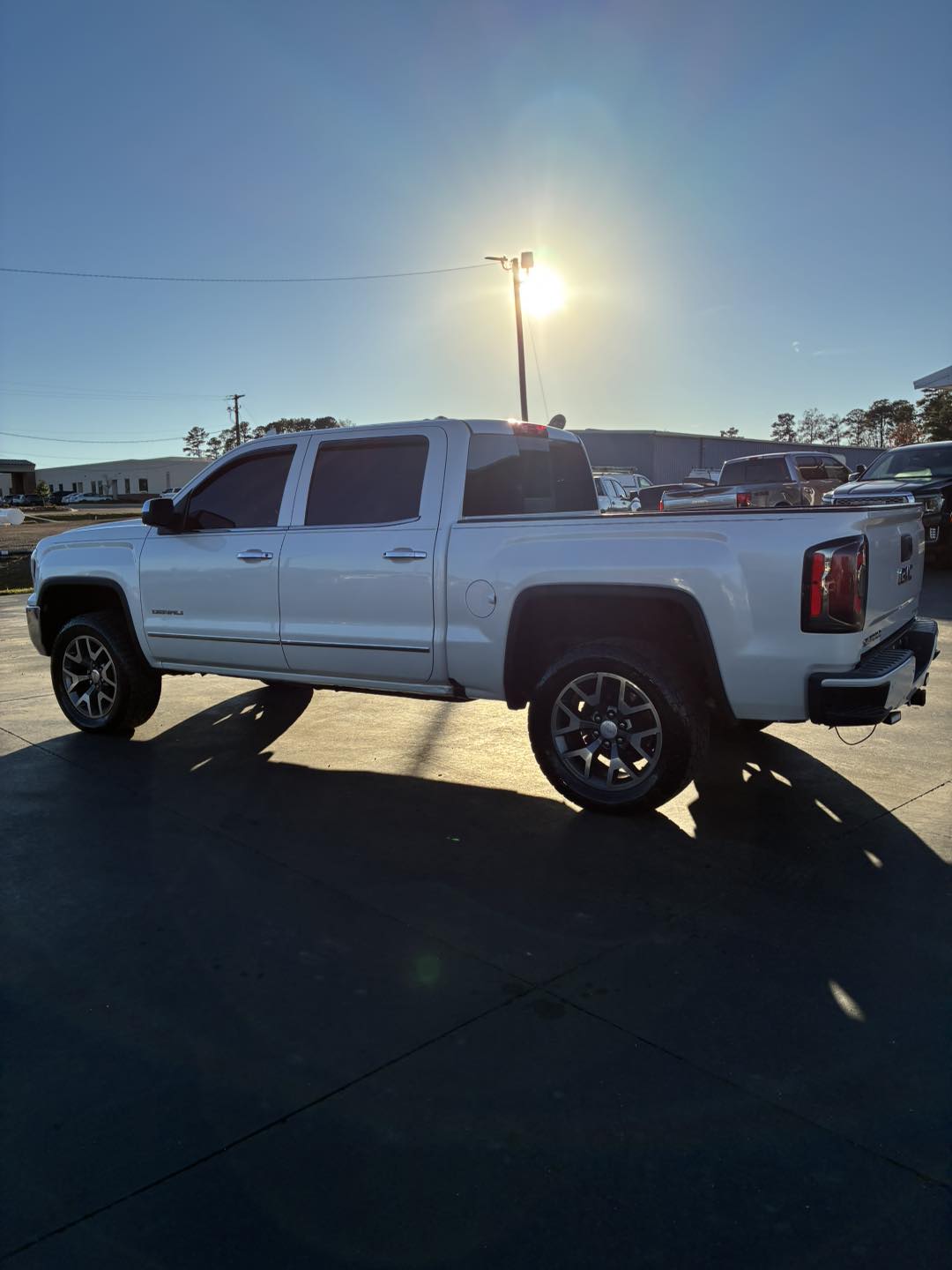 
								FORD F150 PLATINUM full									