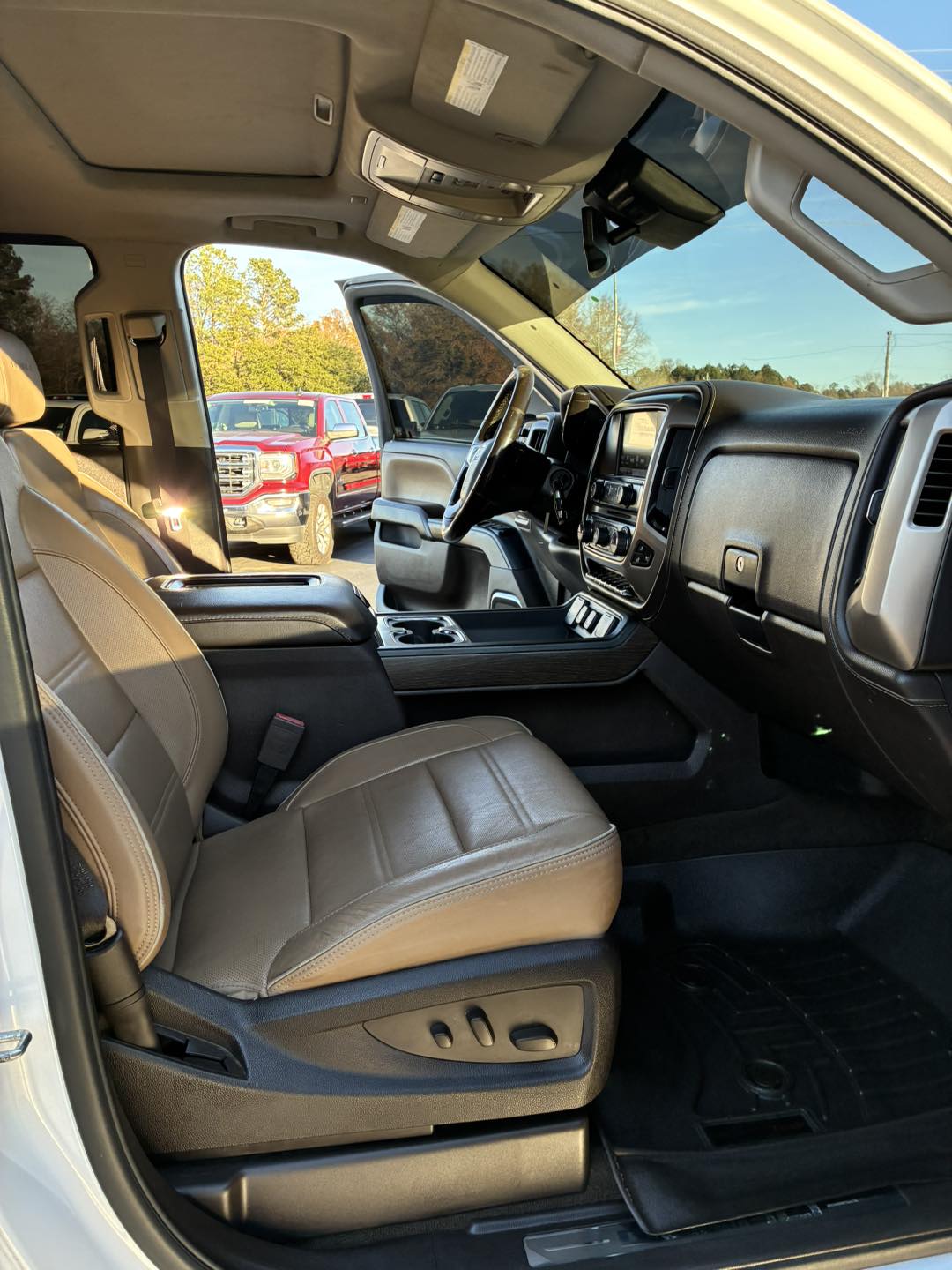 
								FORD F150 PLATINUM full									