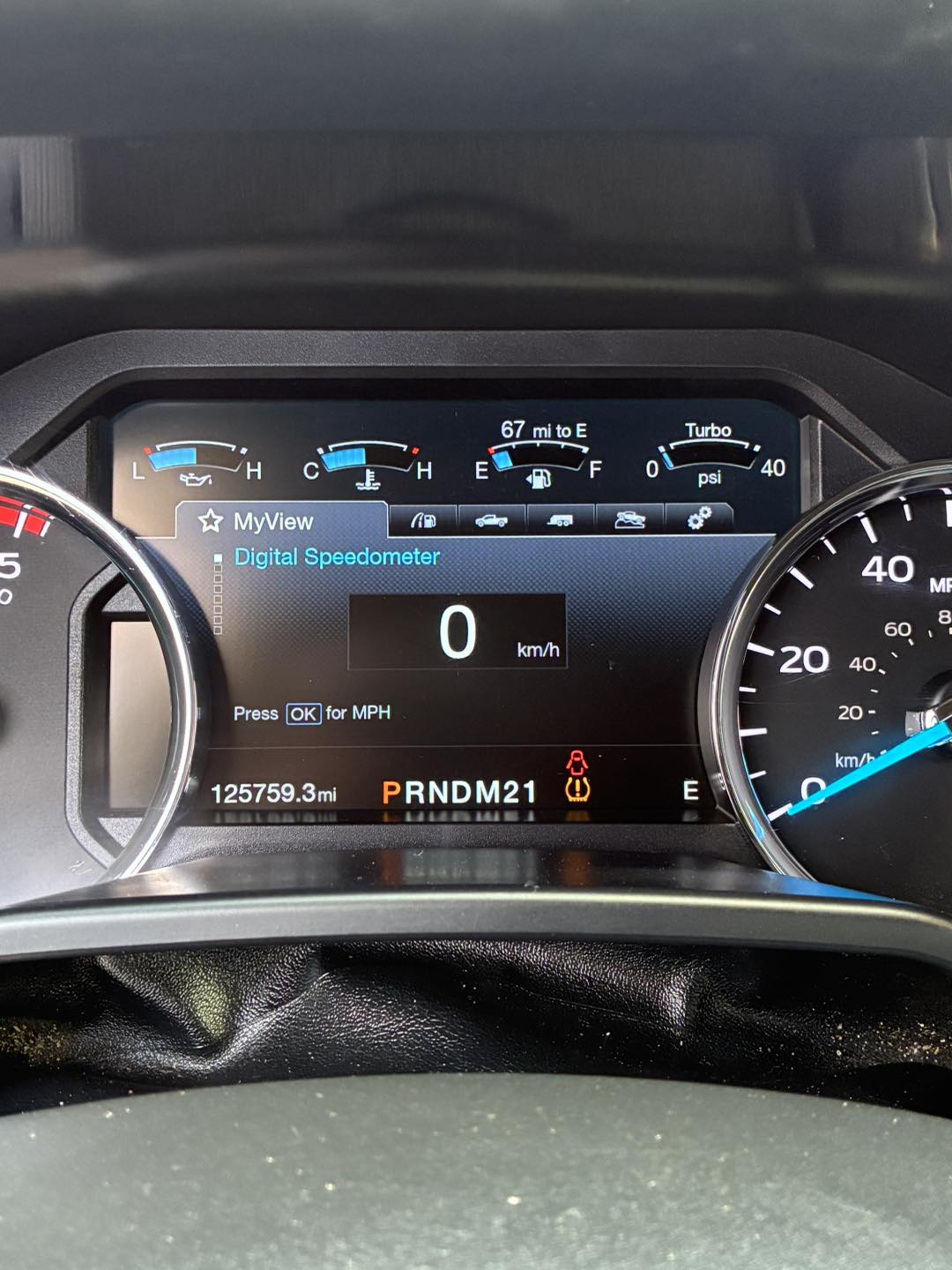 
								FORD F250 Superduty Lariat full									