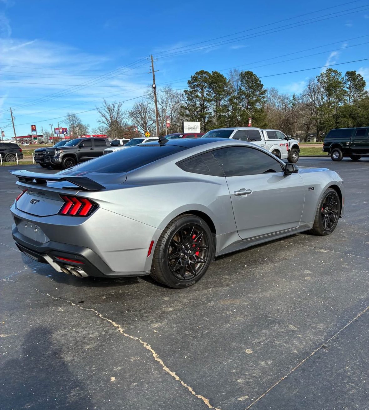 
								Ford Mustang GT full									