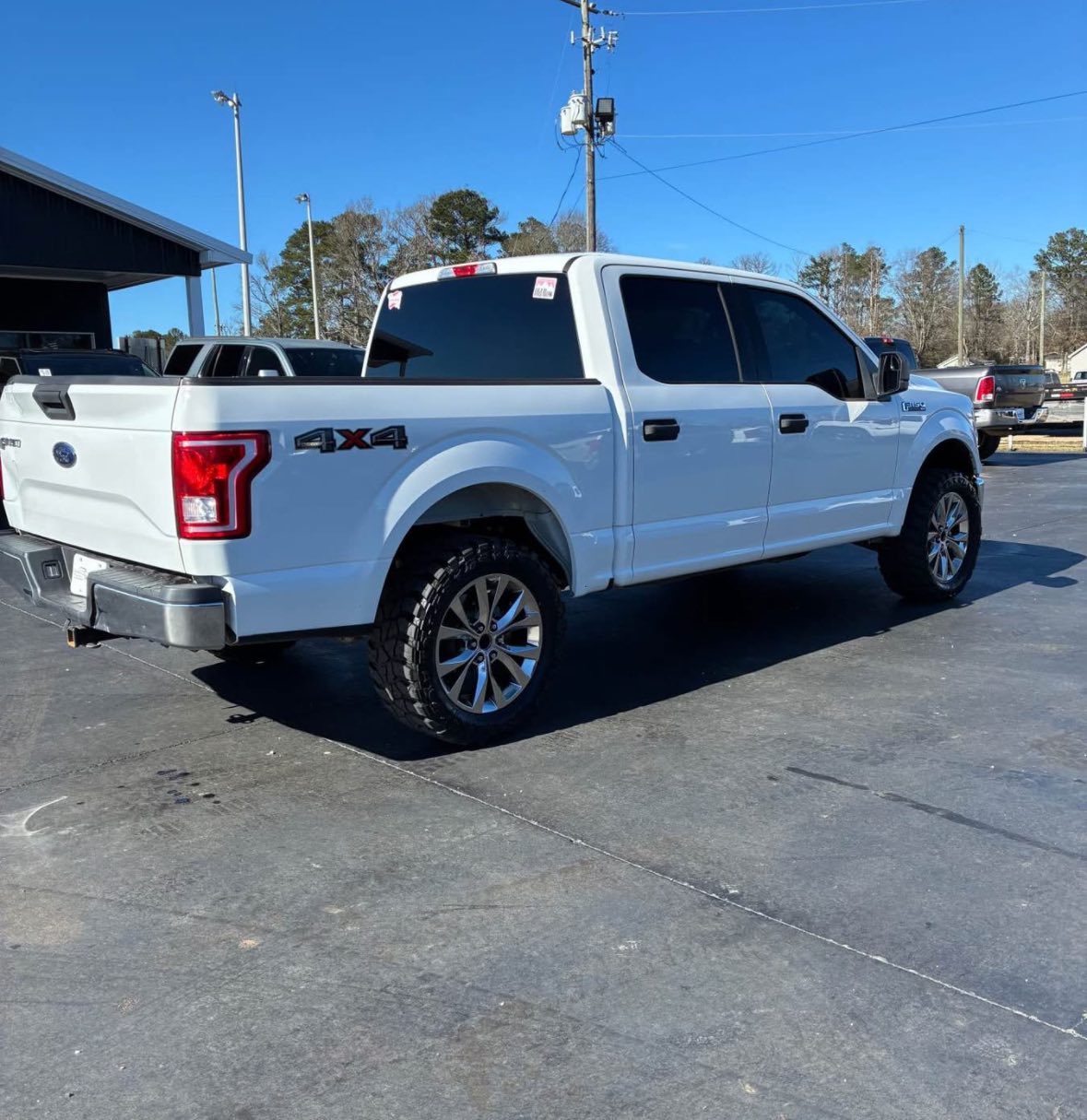
								Ford F-150 XLT full									