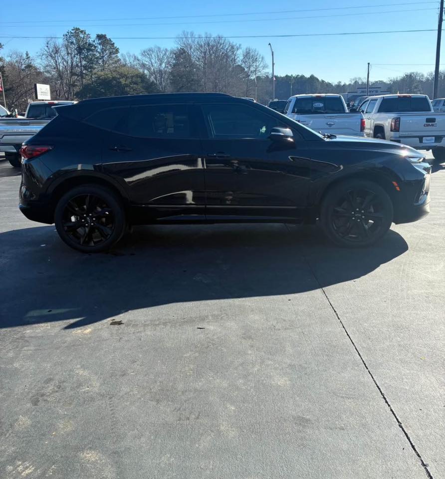 
								Chevrolet Blazer RS full									