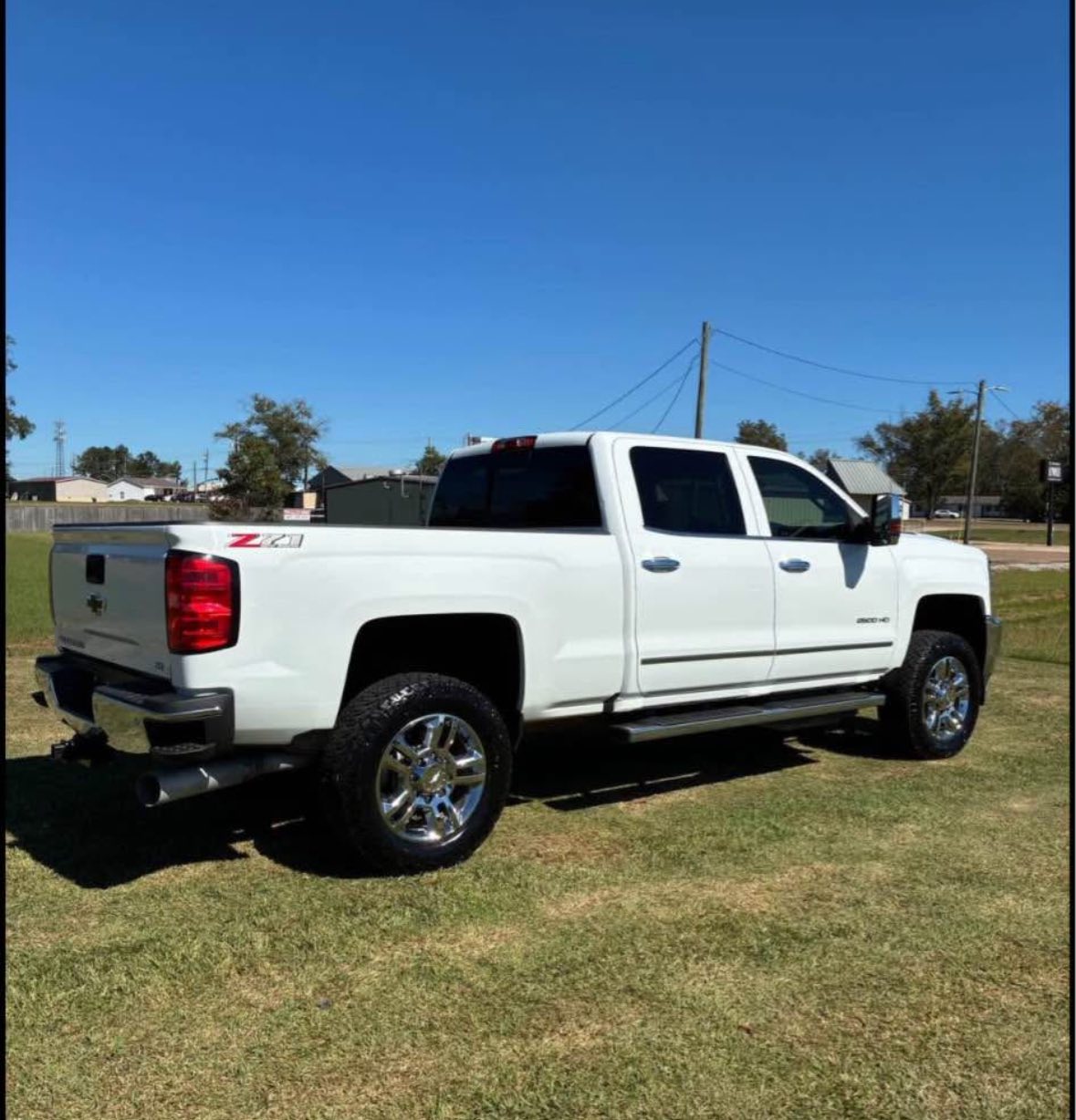
								Chevrolet Silverado 2500HD 4×4 full									