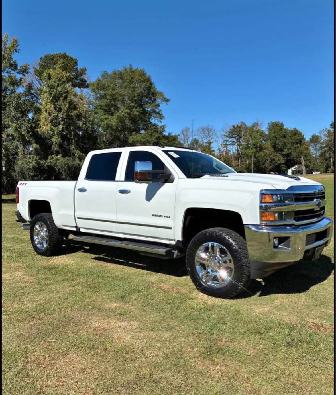 
								Chevrolet Silverado 2500HD 4×4 full									