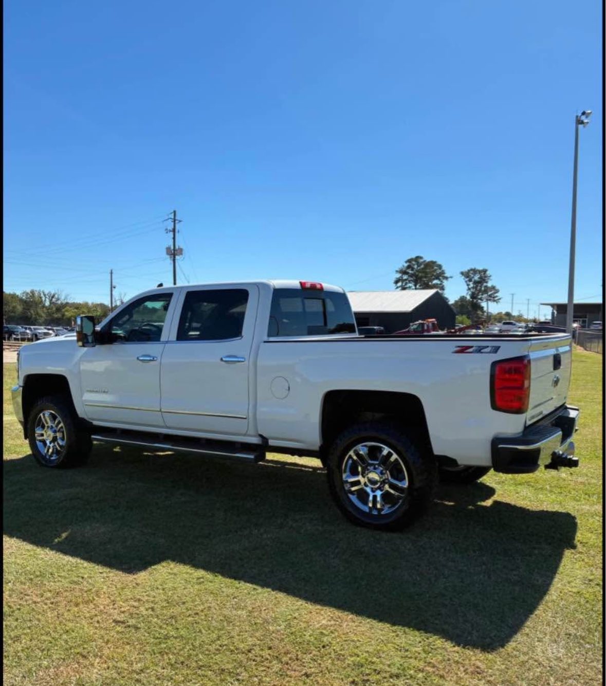 
								Chevrolet Silverado 2500HD 4×4 full									